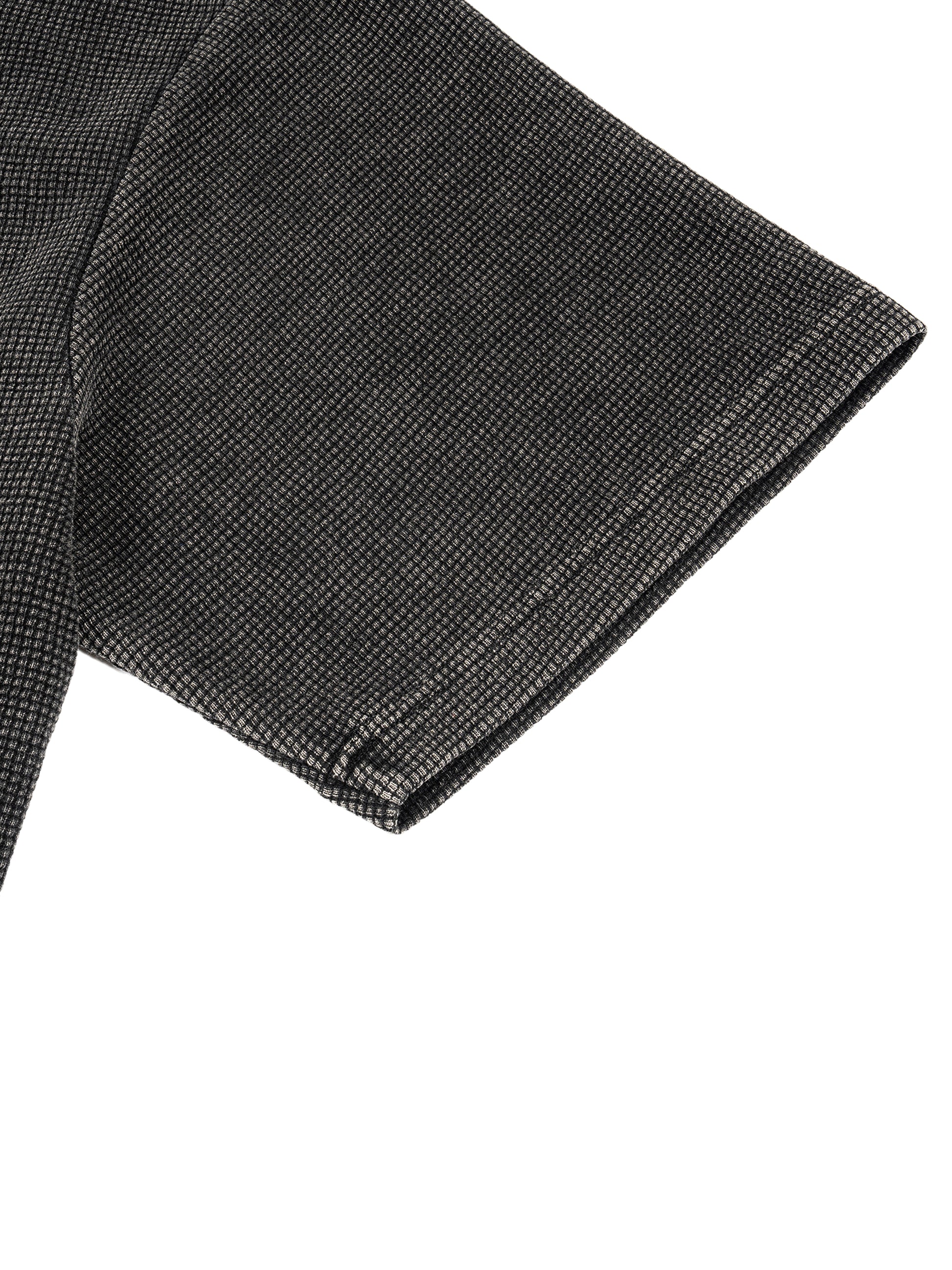 everyday staple,oversized waffle t-shirt,perfect basic shirt,cool girl vibes,effortlessly cool,Korean streetwear,college fashion basic,perfect for layering,boxy fit,boxy shirt